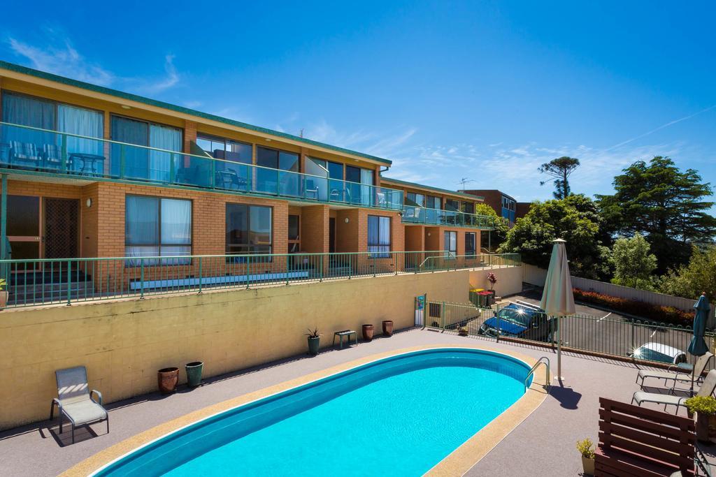 Panoramic Townhouses By Lisa Merimbula Room photo