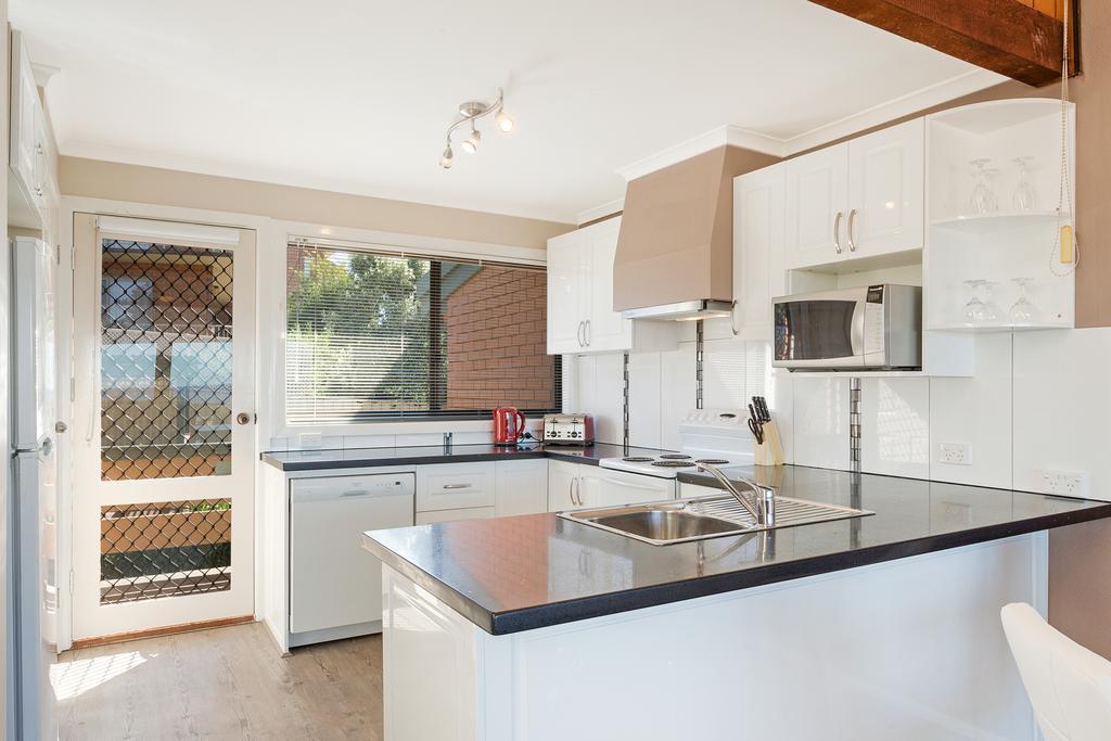 Panoramic Townhouses By Lisa Merimbula Exterior photo